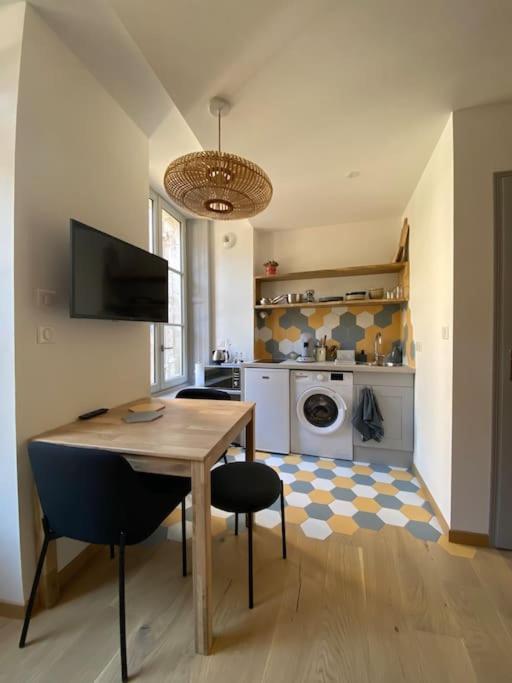 Studio Avec Terrasse Nontron Bagian luar foto